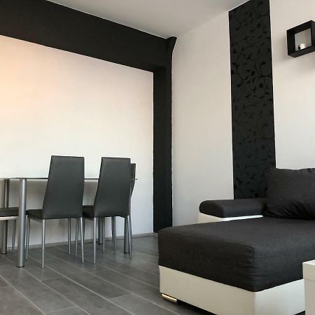 Dave Apartman Сегед Екстериор снимка