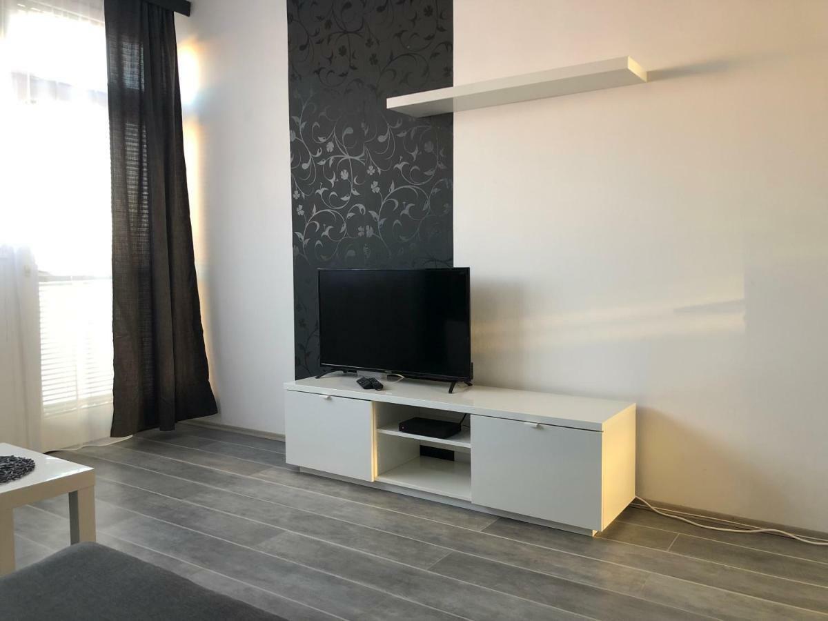 Dave Apartman Сегед Екстериор снимка